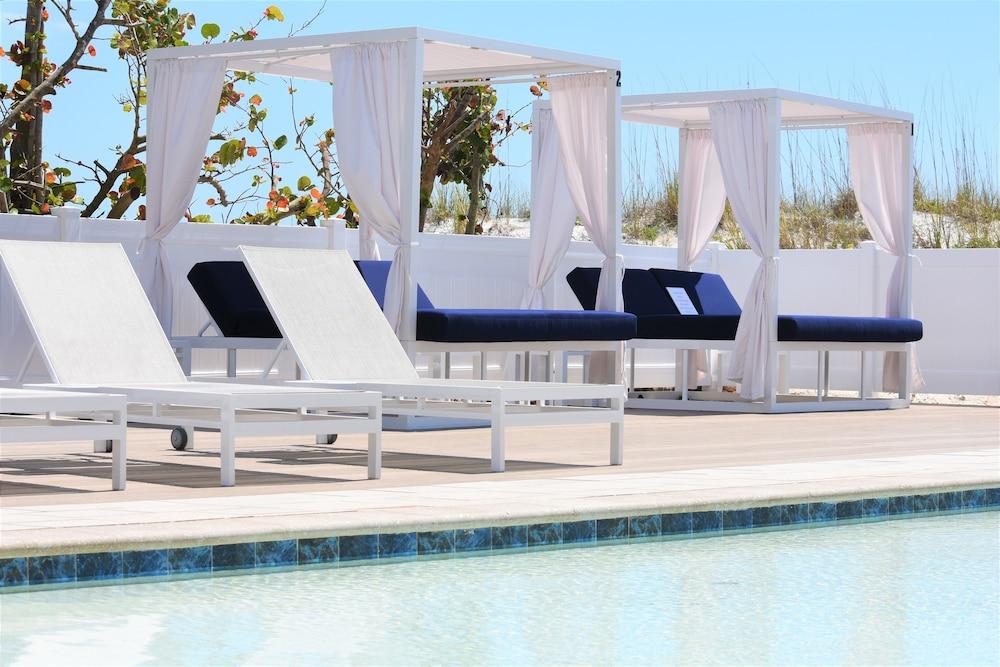 Hotel Barefoot Club