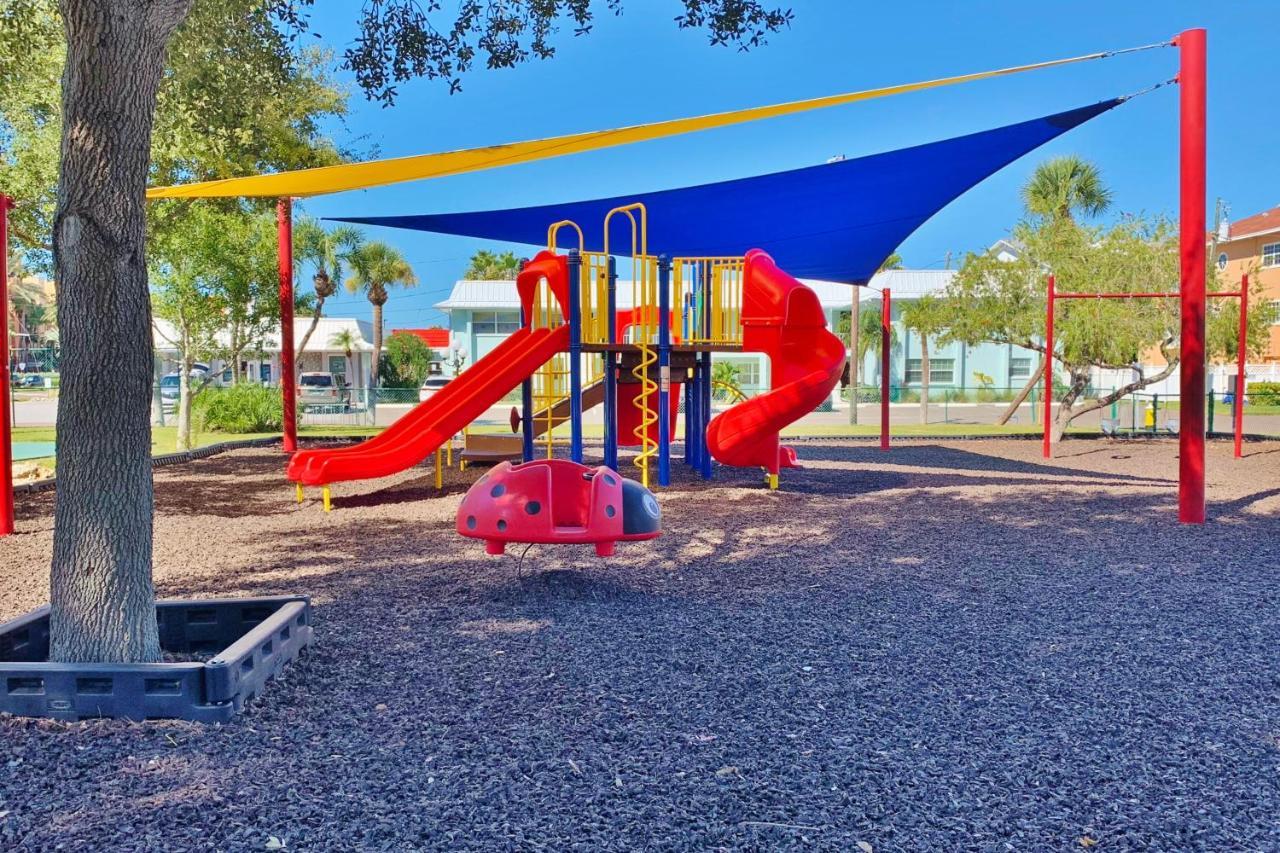 Royal Orleans 111 Apartment St. Pete Beach