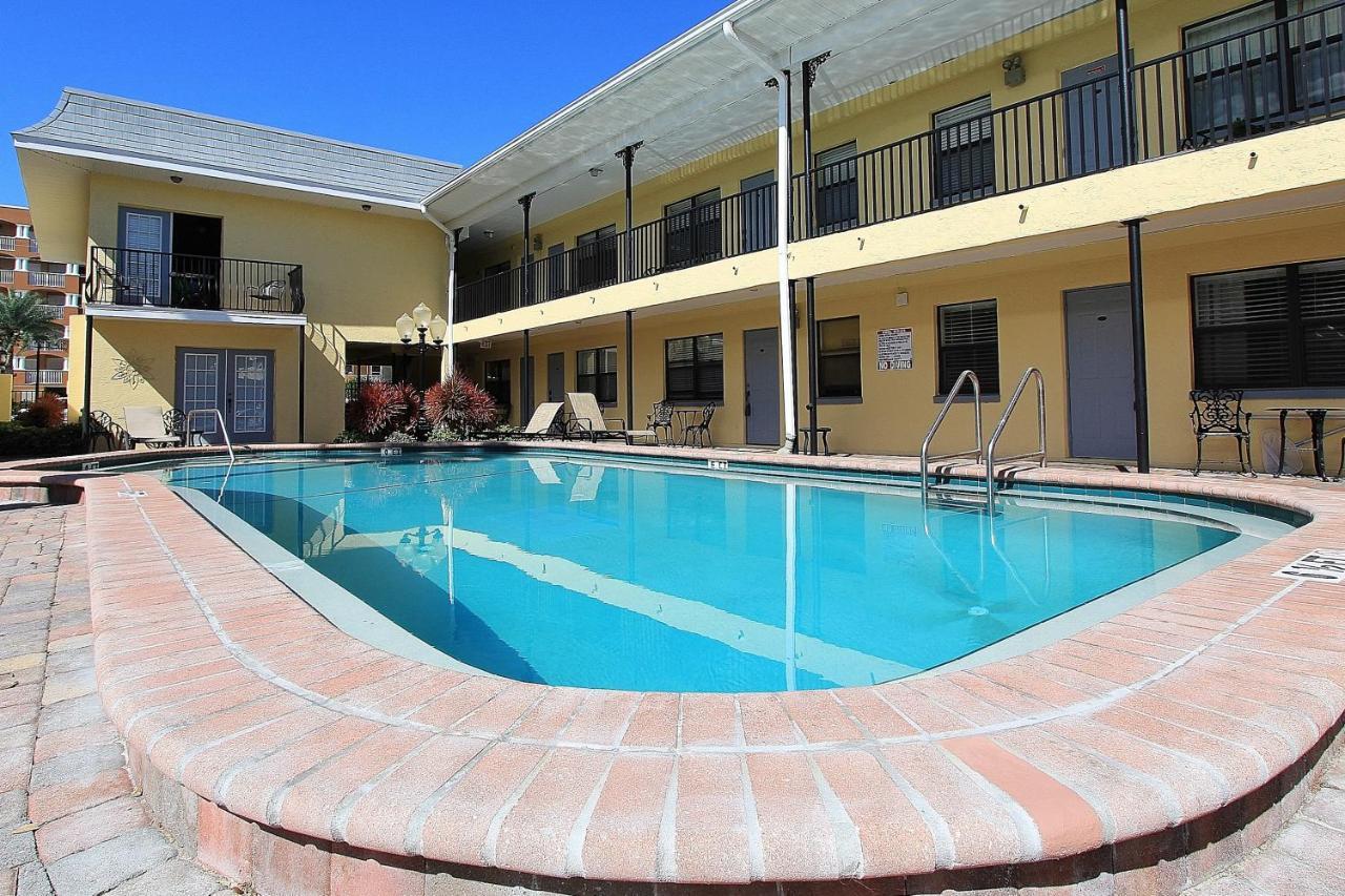 Royal Orleans 111 Apartment