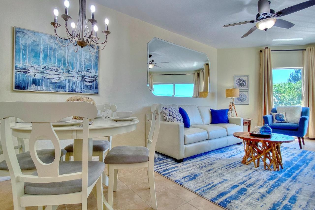 Sunset Vistas 203s Apartment