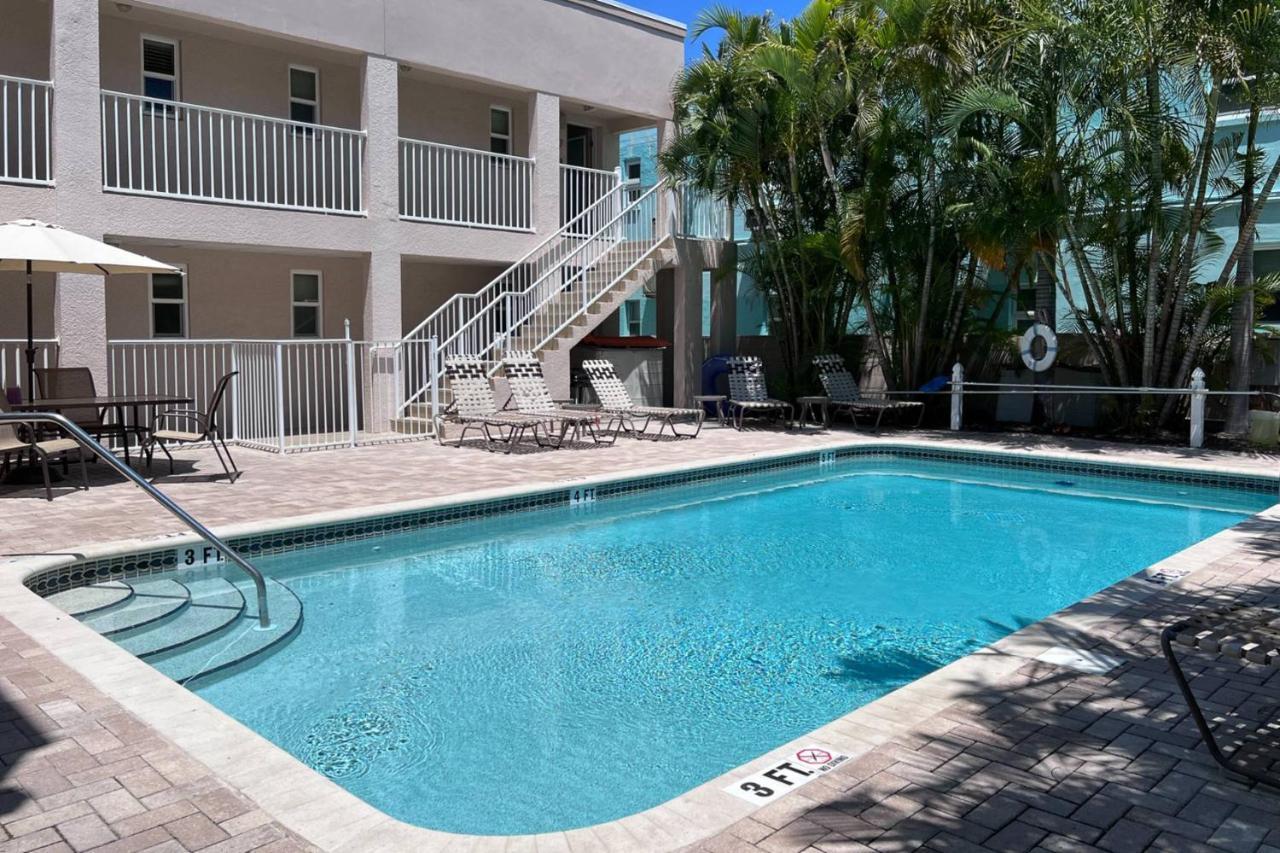 Holiday home 2 - Club At Pass-a-grille St. Pete Beach
