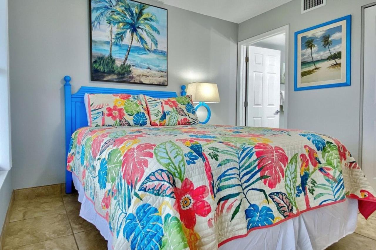 Sunrise Resort Ph2 St. Pete Beach