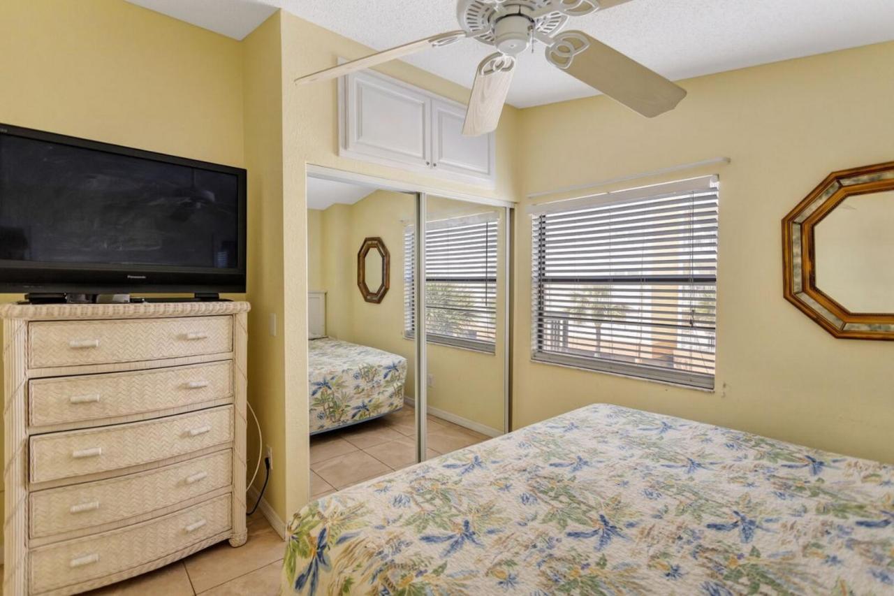 Surf Song By Travel Services * St. Pete Beach
