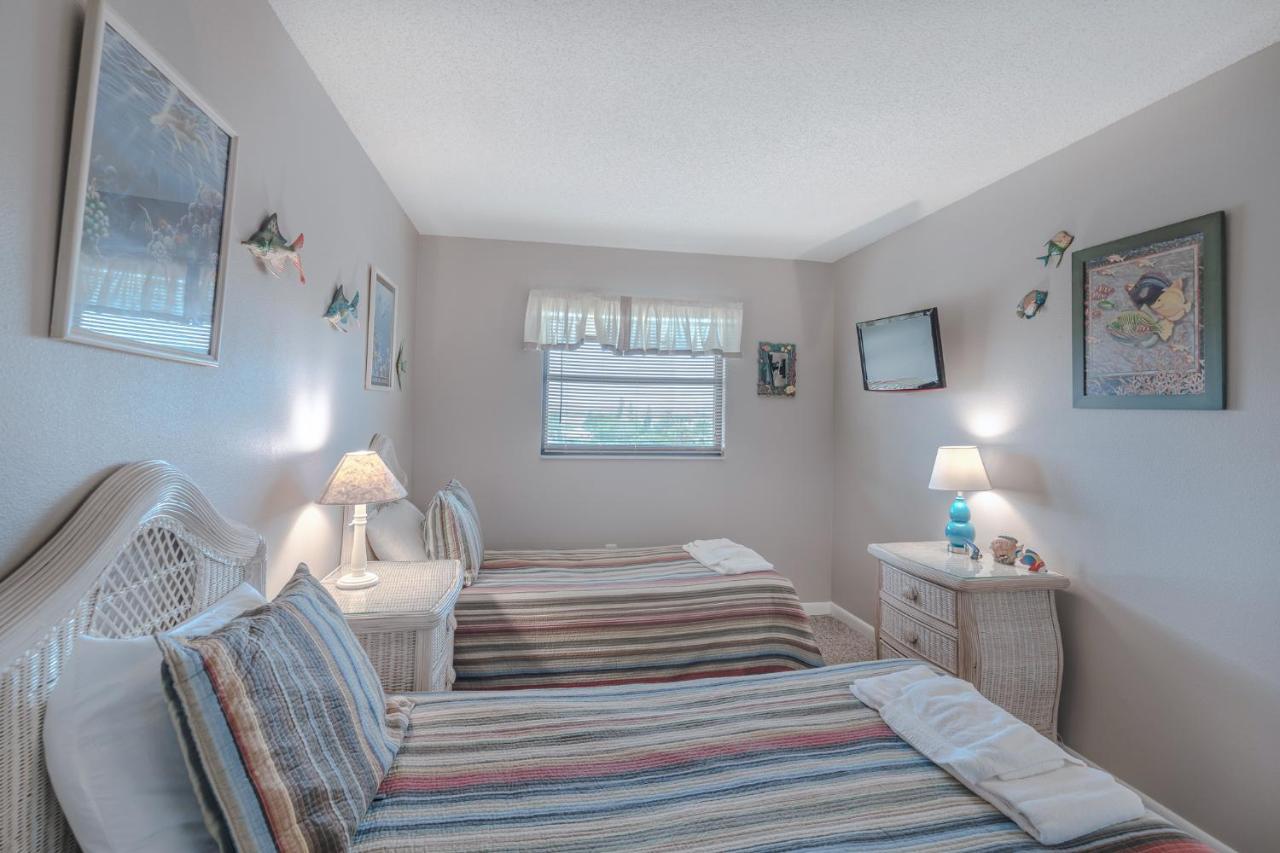 Apartment Brisas 404 St. Pete Beach