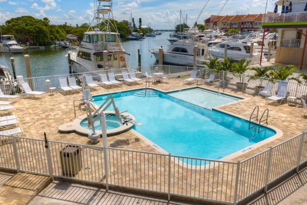 305 - Madeira Bay * St. Pete Beach