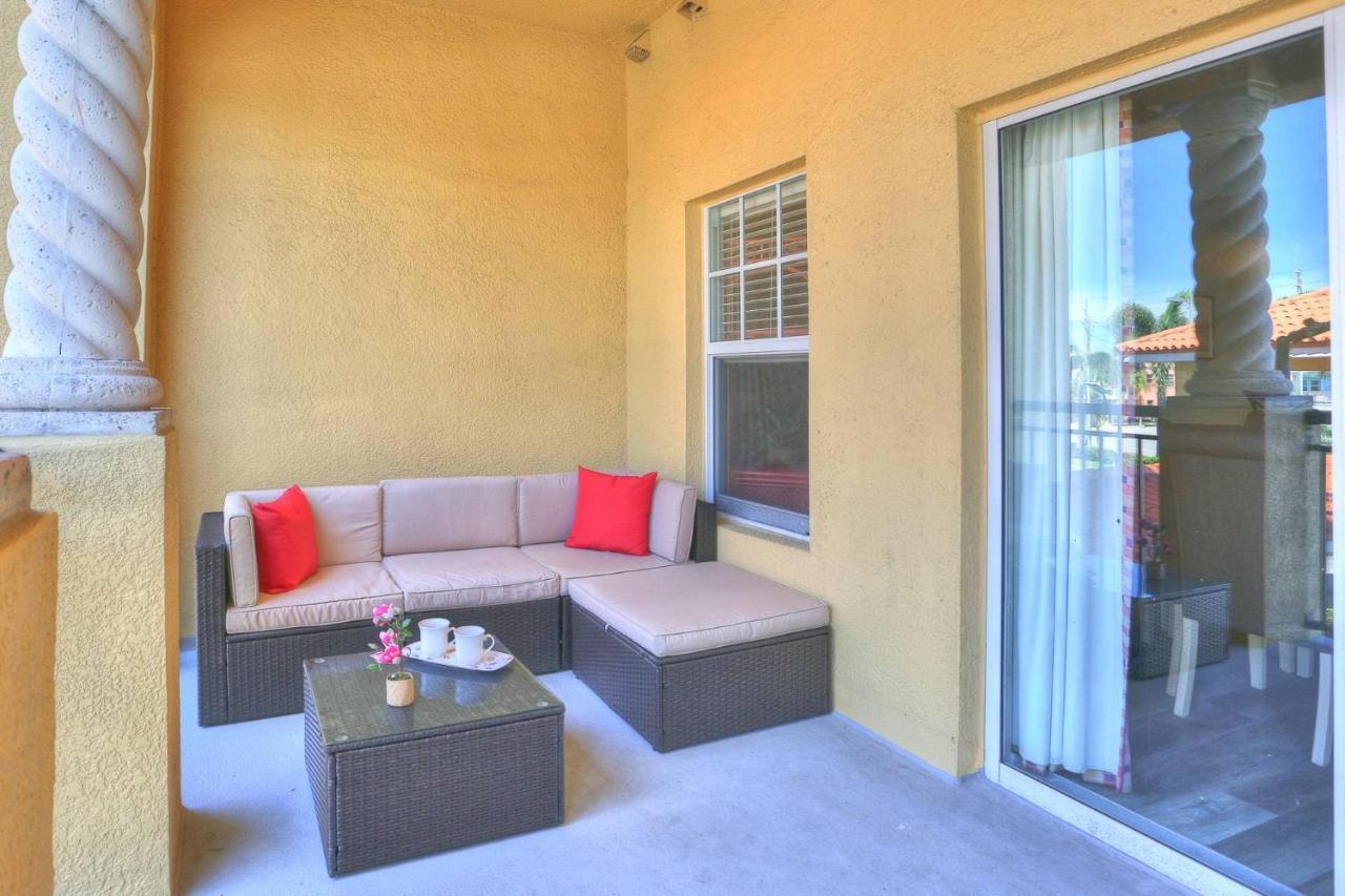 Holiday home 103 - Palms Of Treasure Island *