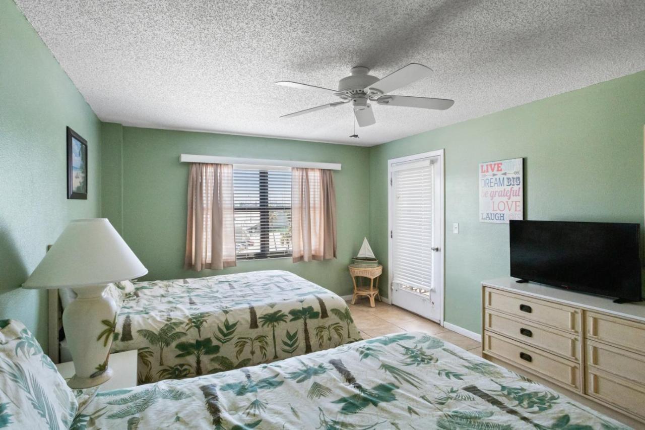 303 Place Holiday home