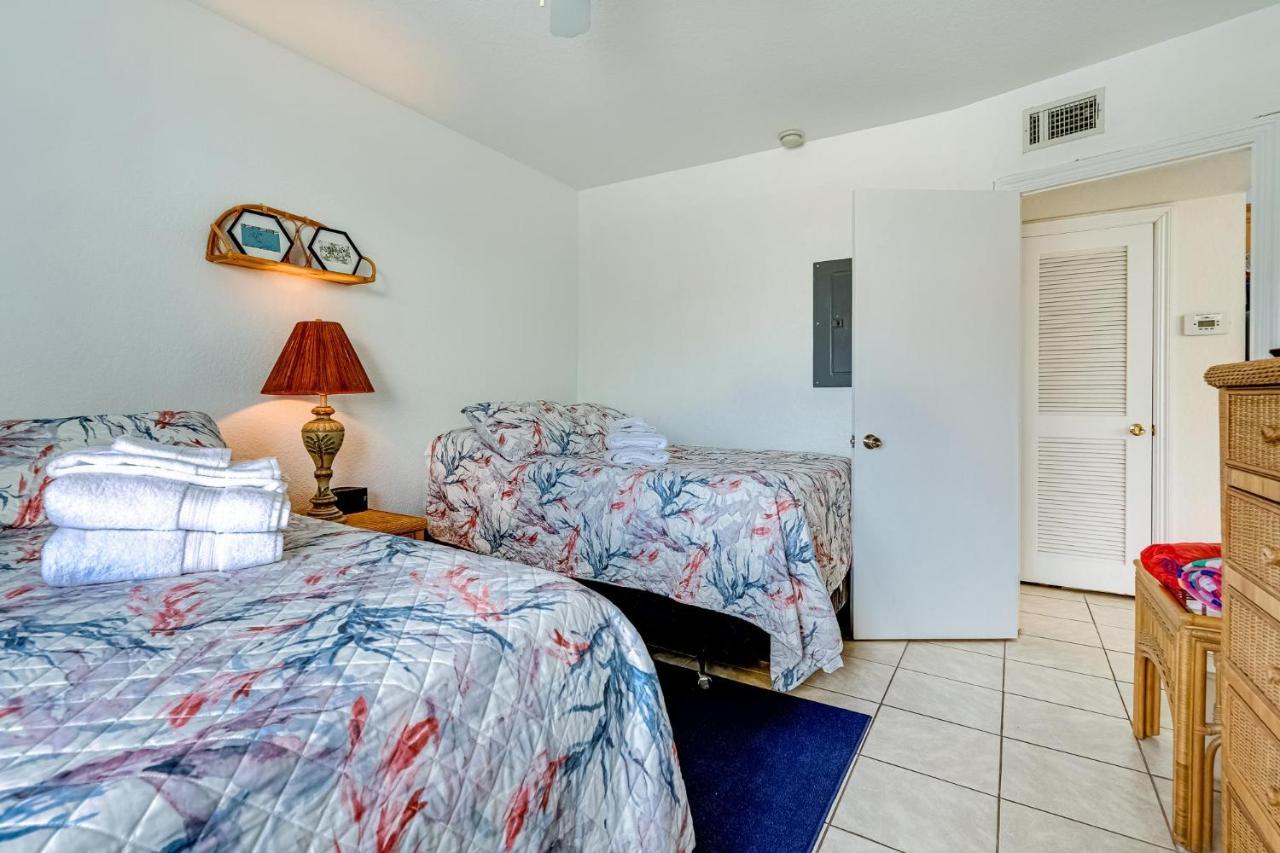 Royal Orleans 212 Apartment St. Pete Beach