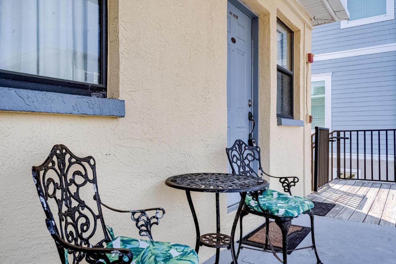 Royal Orleans 212 Apartment *