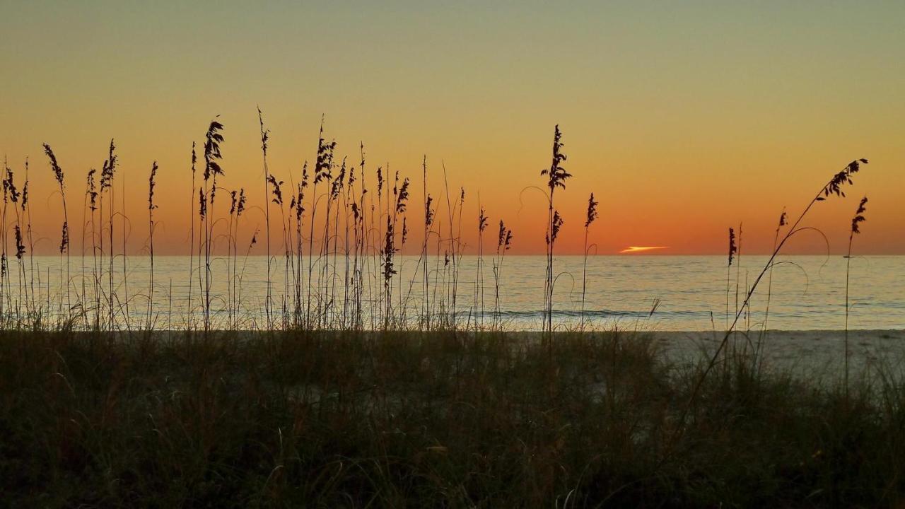 Sunset Chateau 207 * St. Pete Beach