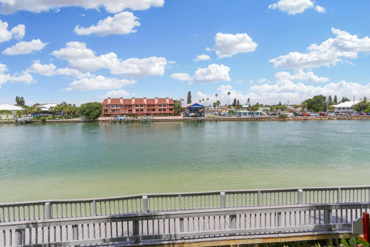 Land's End 3-203 Bay Front - Premier St. Pete Beach