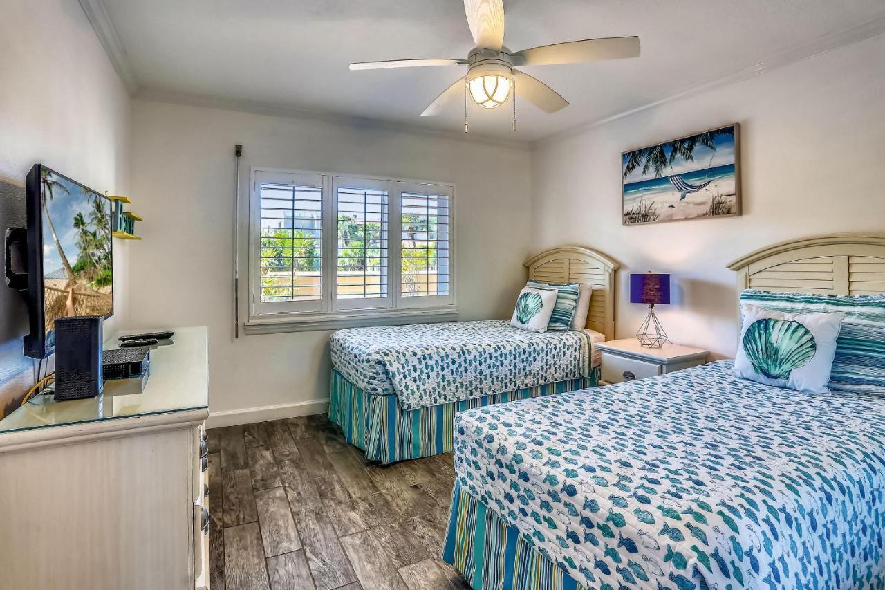 Land's End 3-203 Bay Front - Premier *