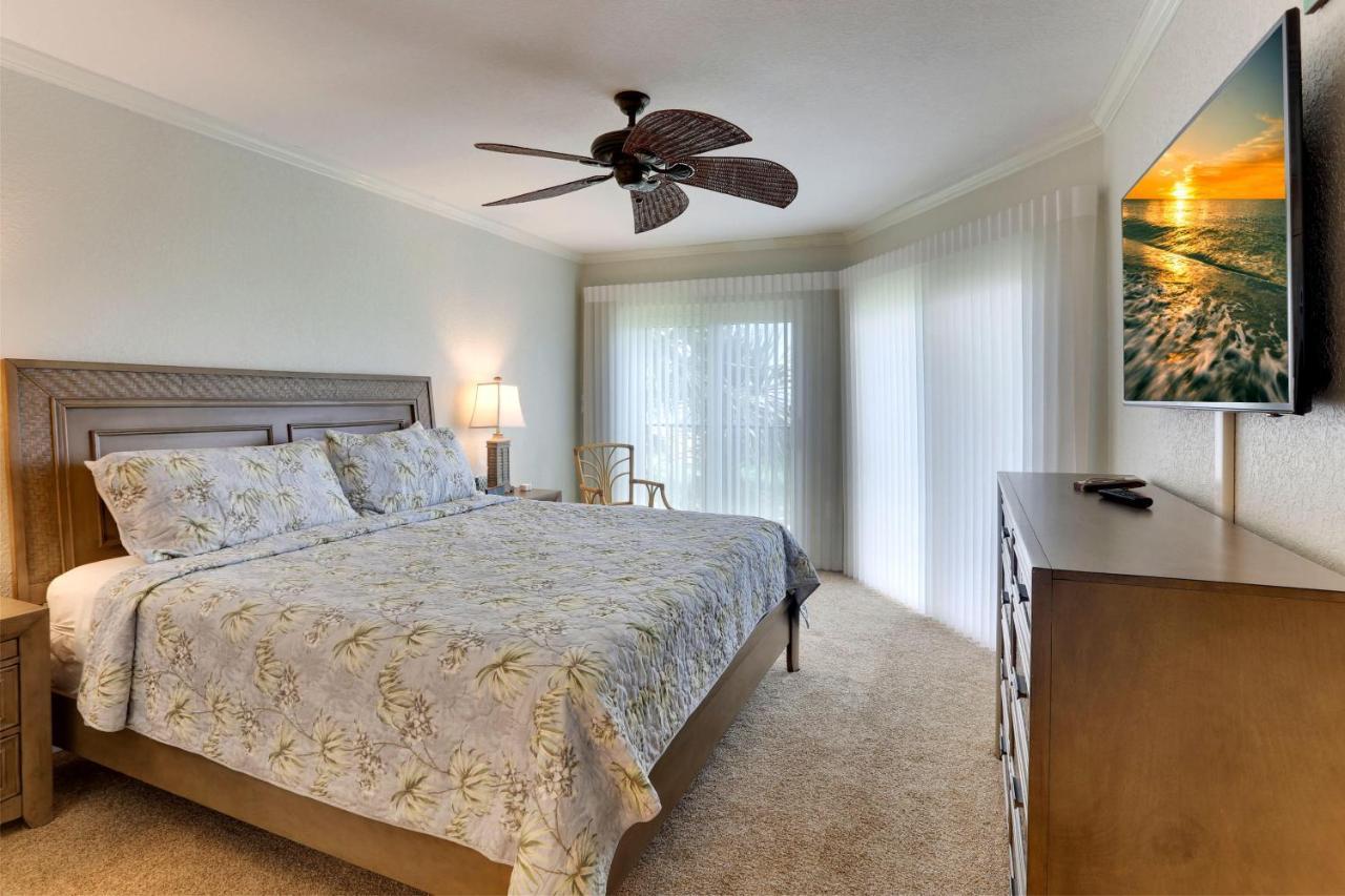 Land's End 7-304 Front - Premier Holiday home St. Pete Beach