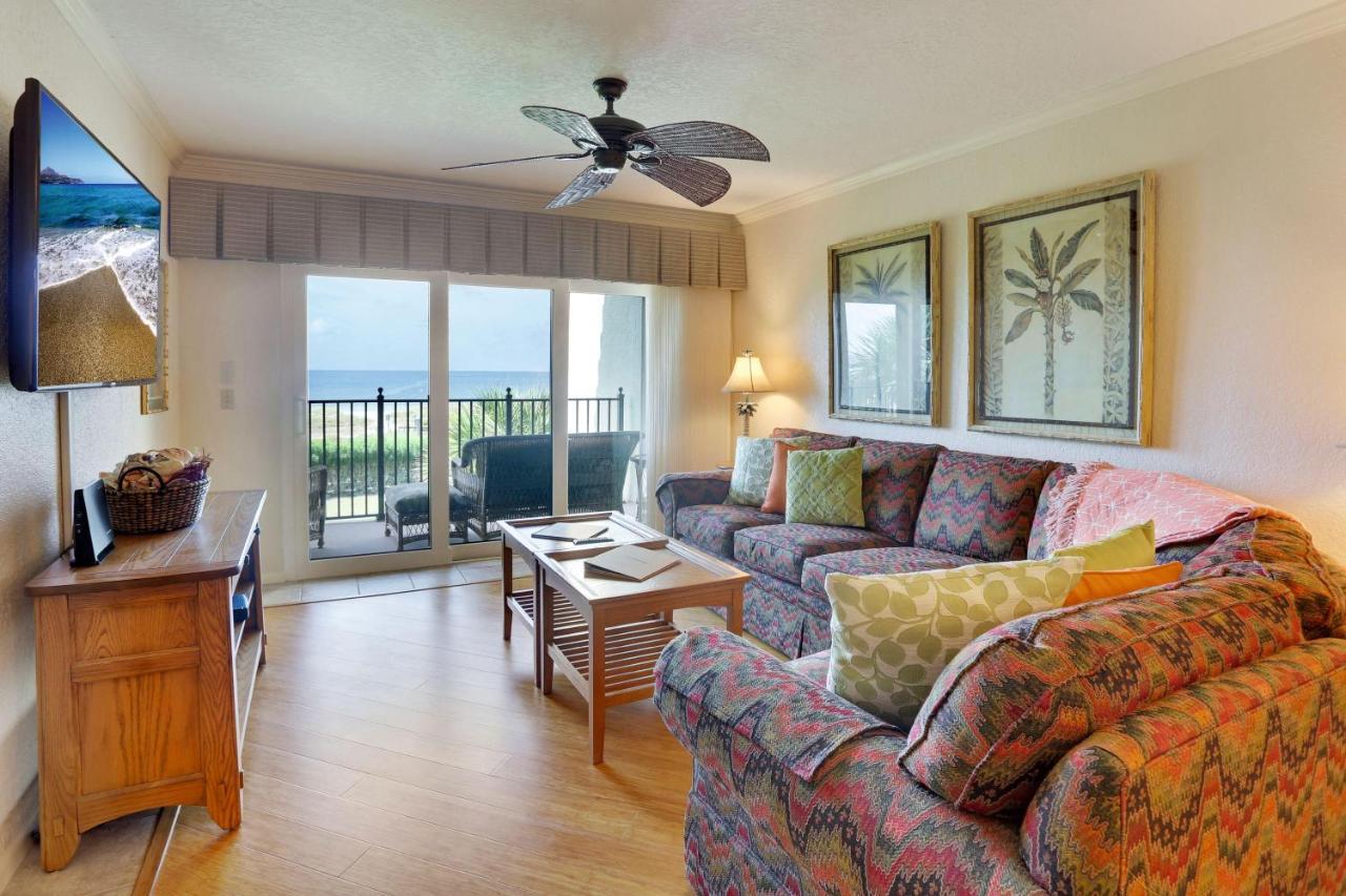 Land's End 7-304 Front - Premier St. Pete Beach