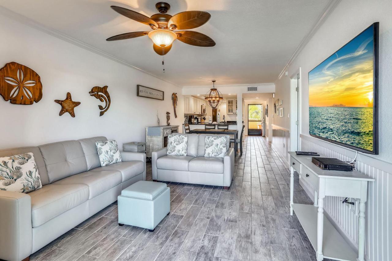 Land's End 3-203 Bay Front - Premier * St. Pete Beach