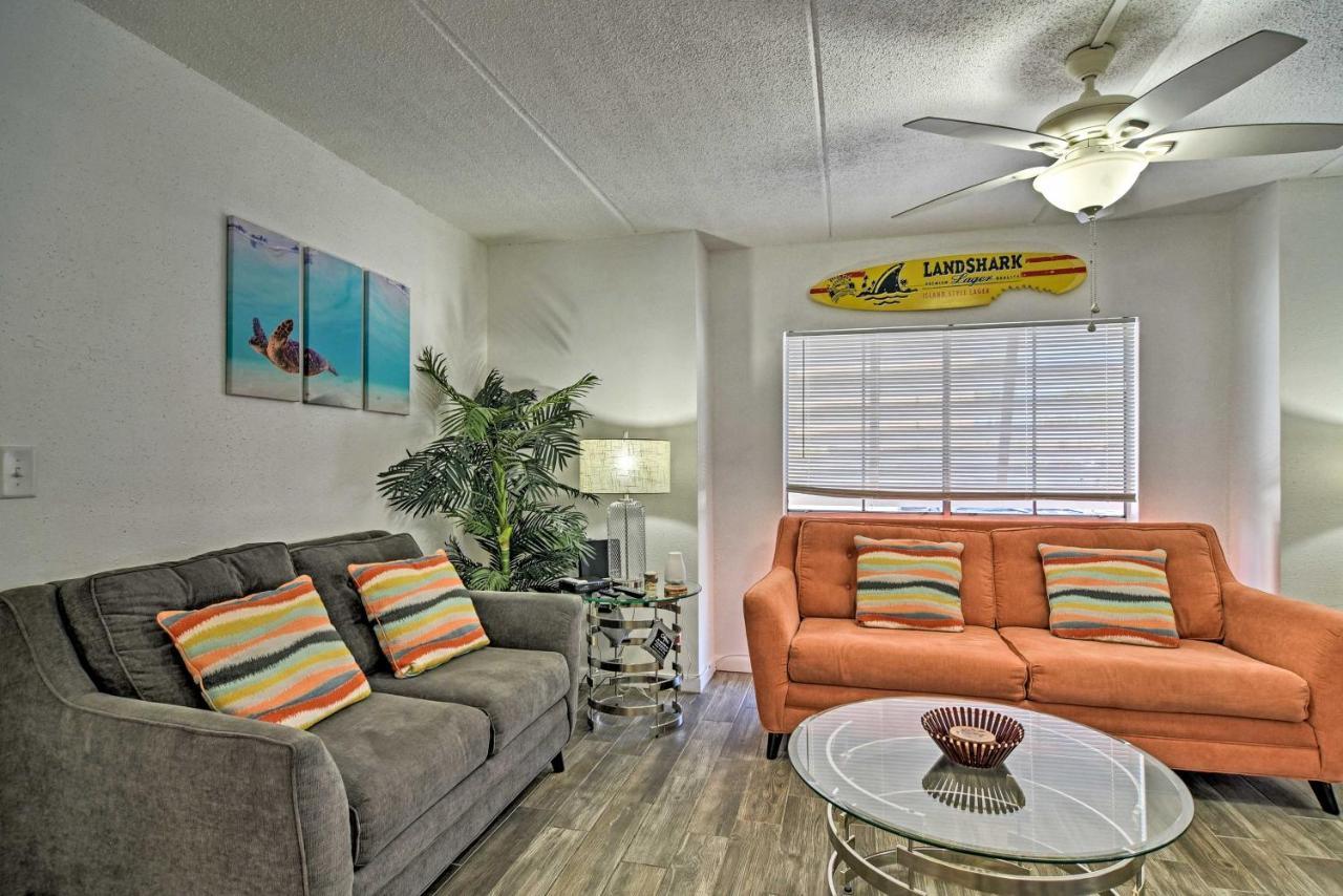 Modern St Pete With Community Pool! Apartment *