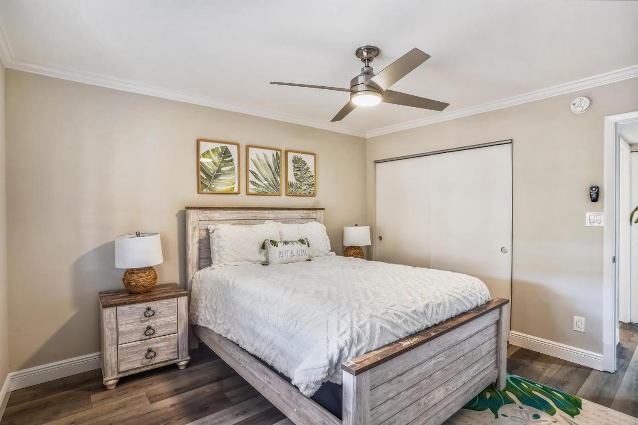 Land's End 10-203 Front - Premier Holiday home