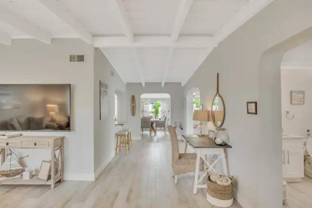 Premium And Charming Fully Equipped House Holiday home St. Pete Beach