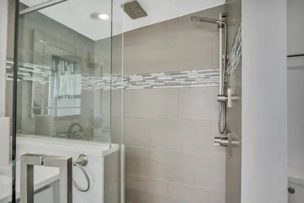 Premium And Charming Fully Equipped House Holiday home St. Pete Beach