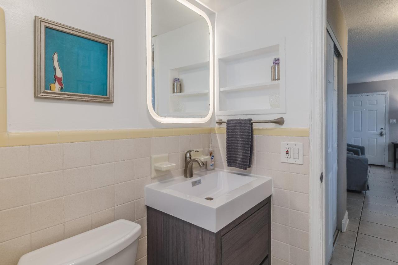 Treasure Island Walking Distance To White St. Pete Beach