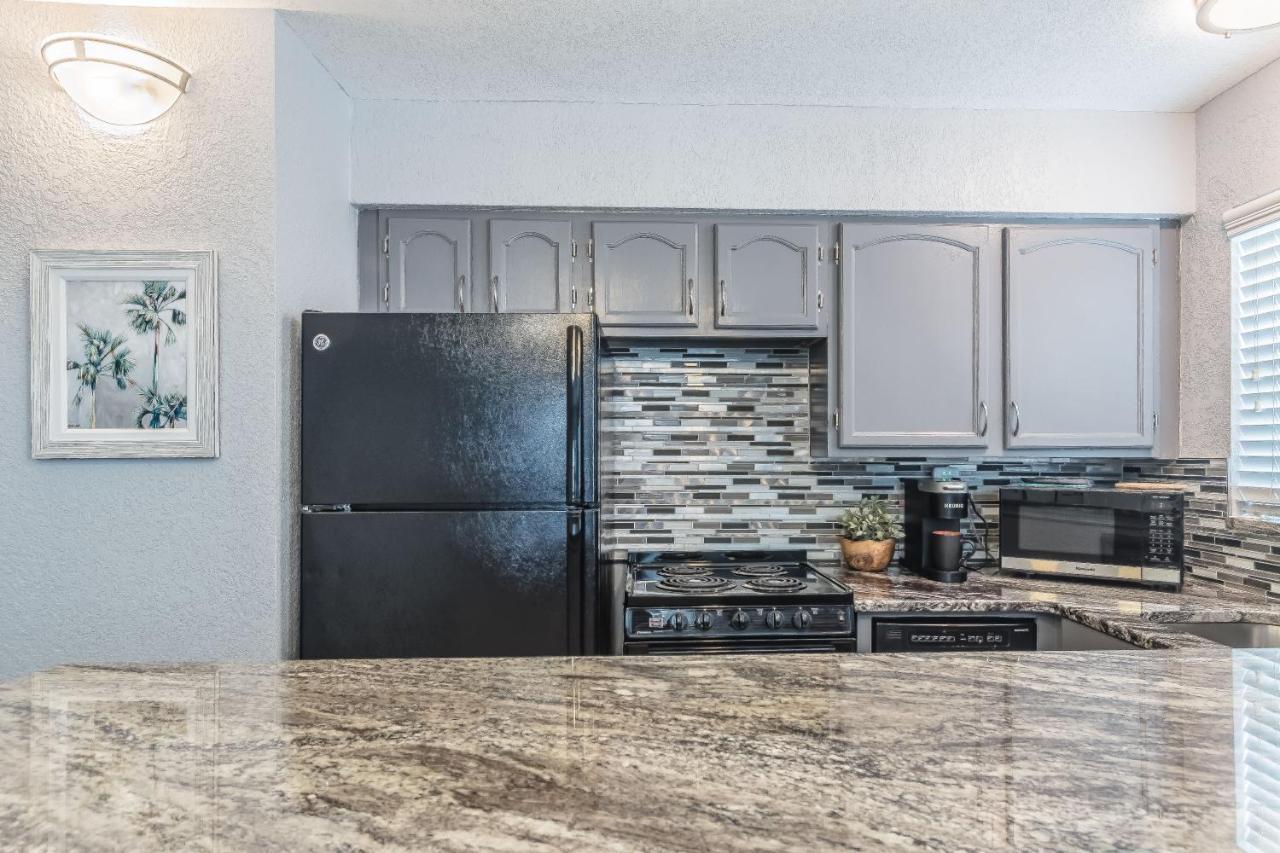 Treasure Island Walking Distance To White St. Pete Beach