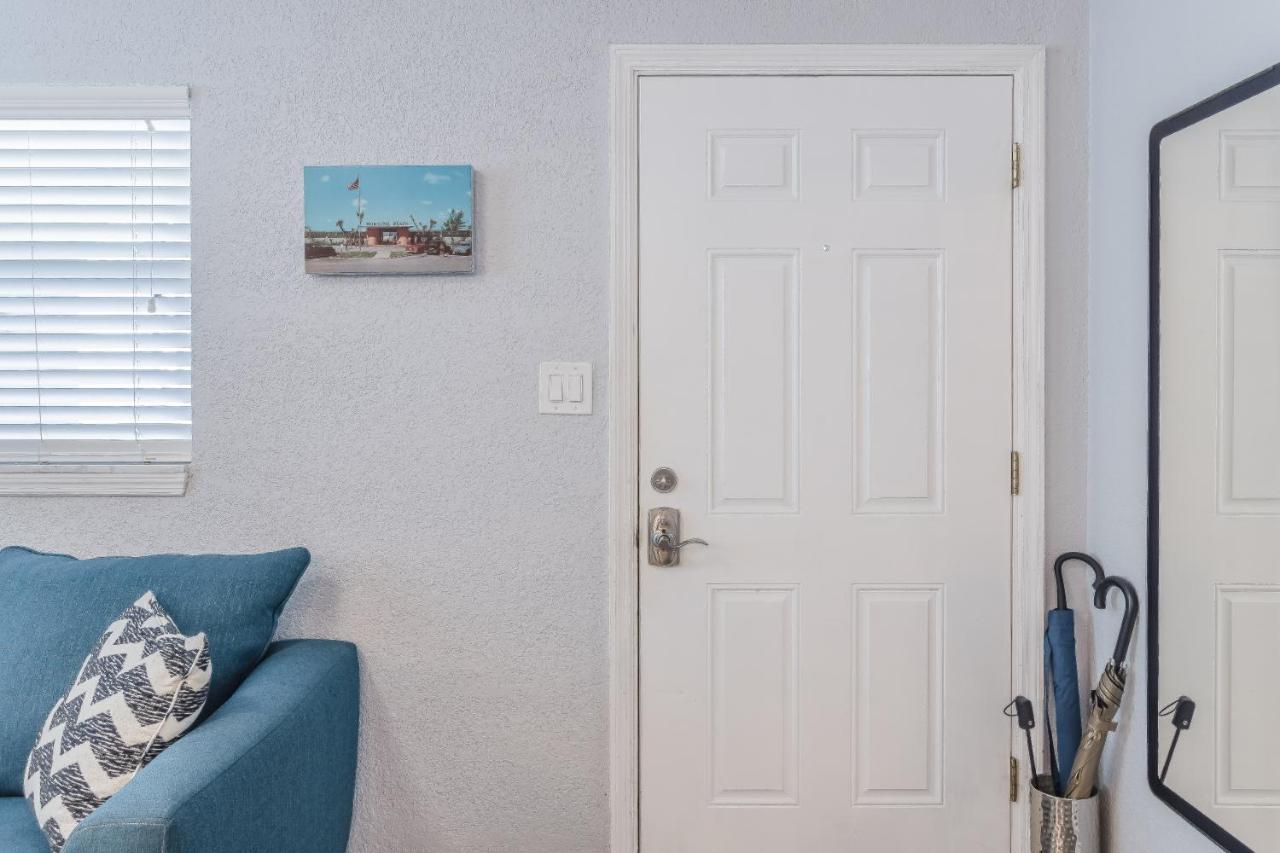 Treasure Island Walking Distance To White * St. Pete Beach
