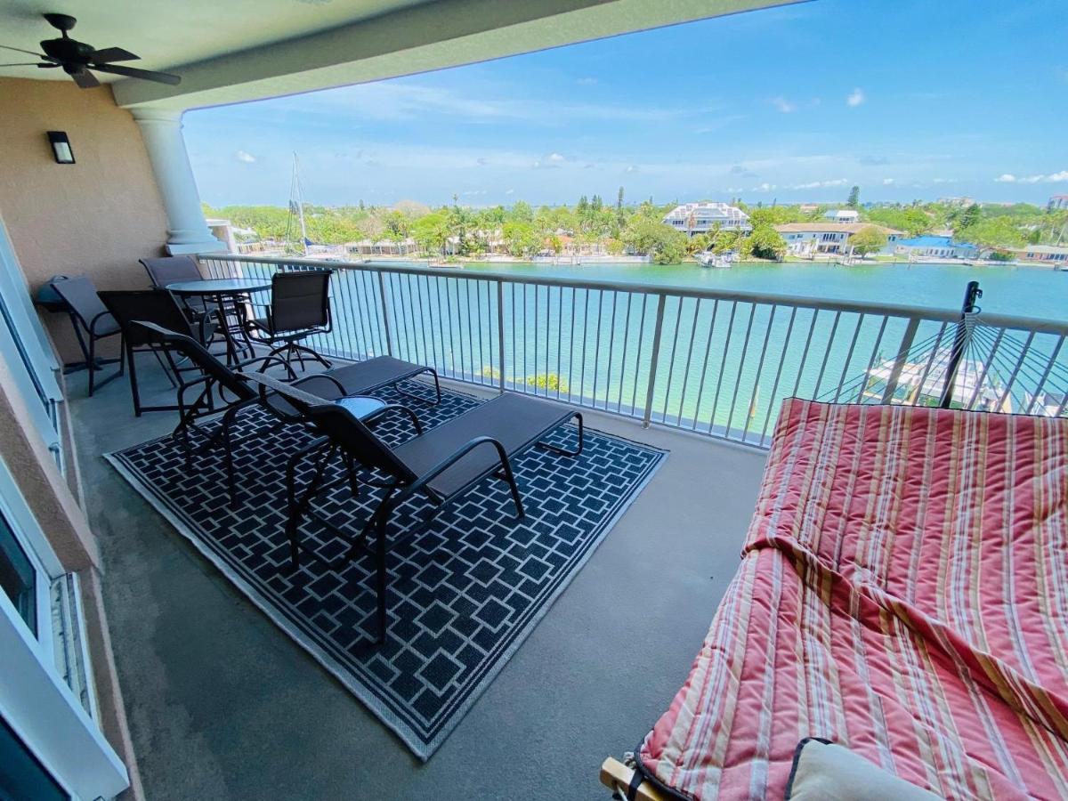 St Pete Penthouse & Intercoastal Views *