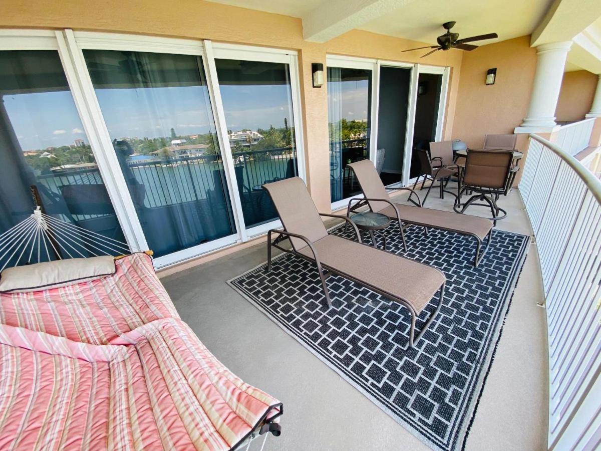 St Pete Penthouse & Intercoastal Views * St. Pete Beach