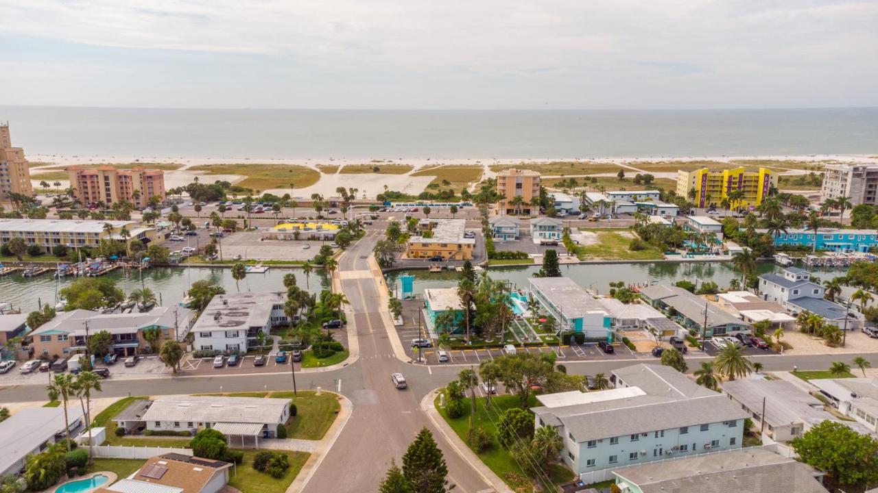 Treasure Island Walking Distance To White Apartment St. Pete Beach