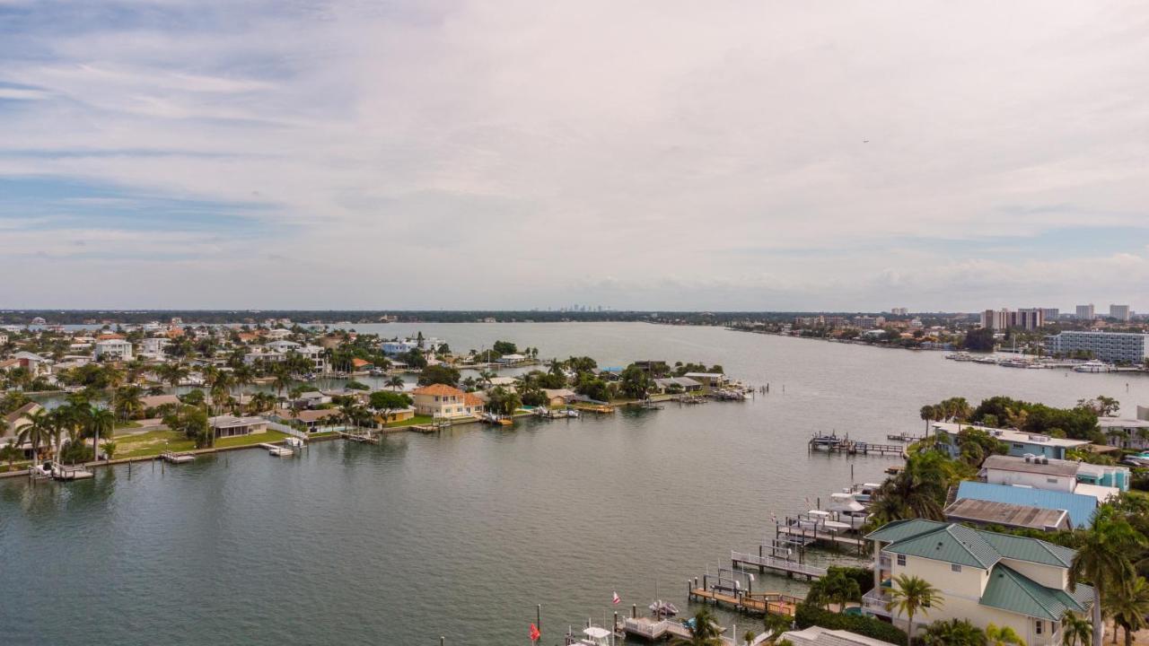 Apartment Treasure Island Walking Distance To White St. Pete Beach