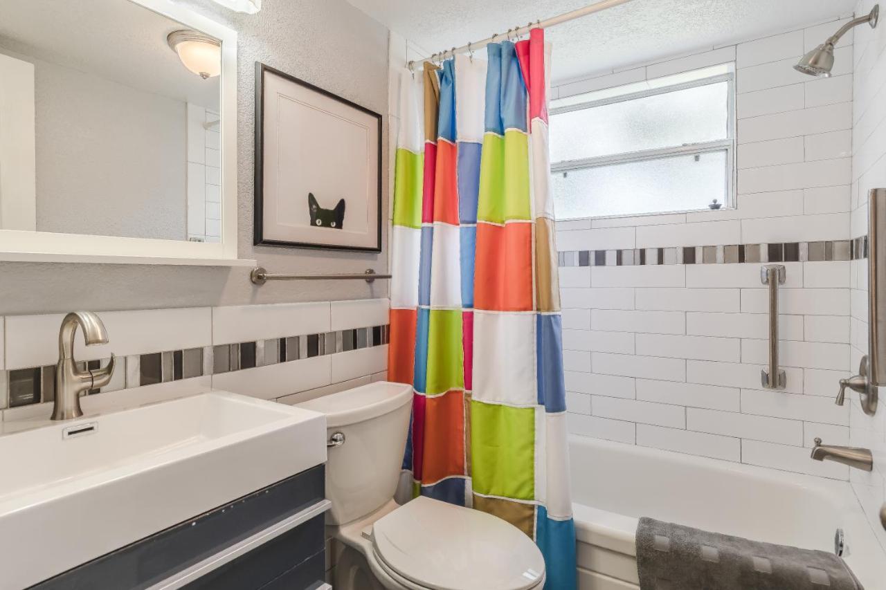 Apartment Treasure Island Walking Distance To White
