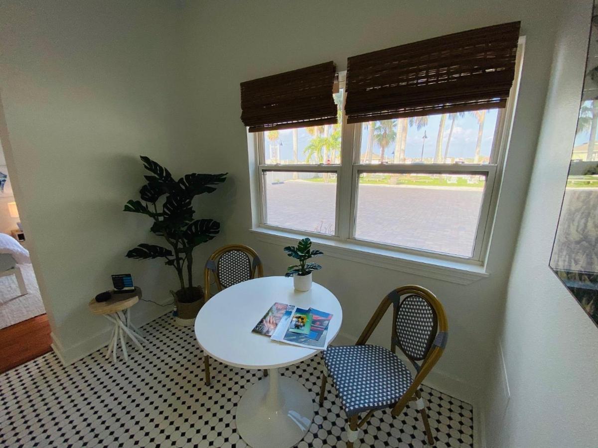 Apartment La Tortuga Historic Pass A Grille St Pete 6 *