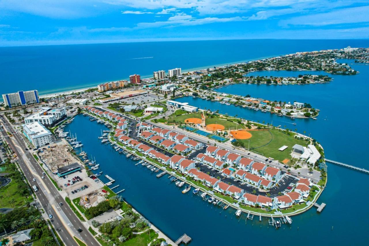 261 G Madeira Yacht Club Holiday home St. Pete Beach