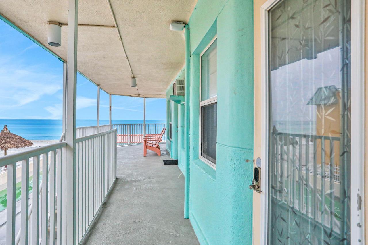 Hotel Sea Rocket 21 St. Pete Beach