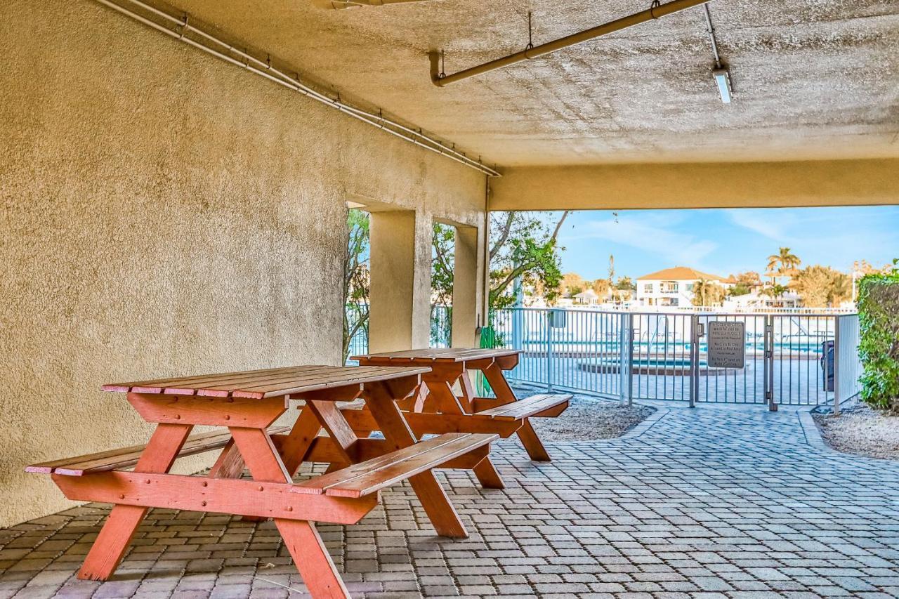 Apartment Palms Of Treasure Island 405 St. Pete Beach