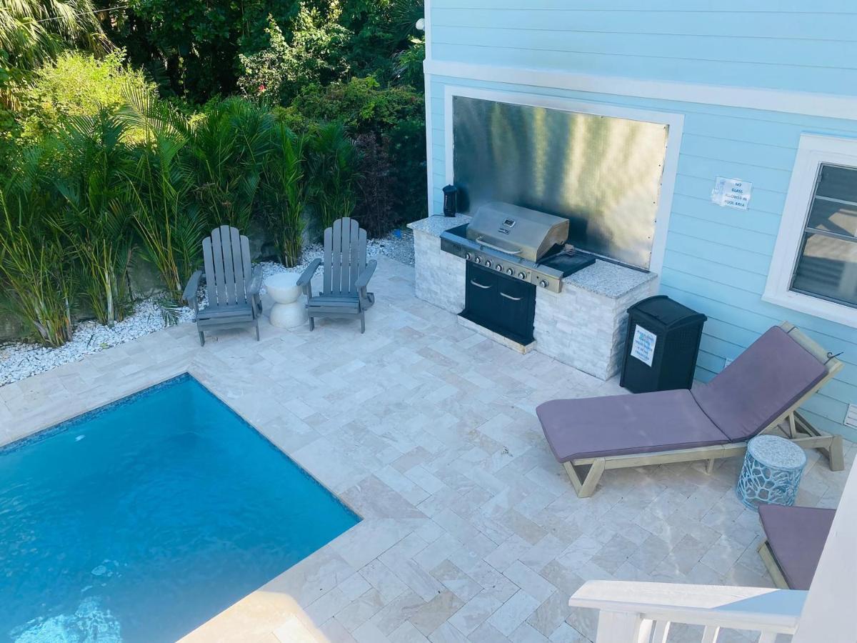 Pass-a-grille Key West Style Main House Pool Bbq