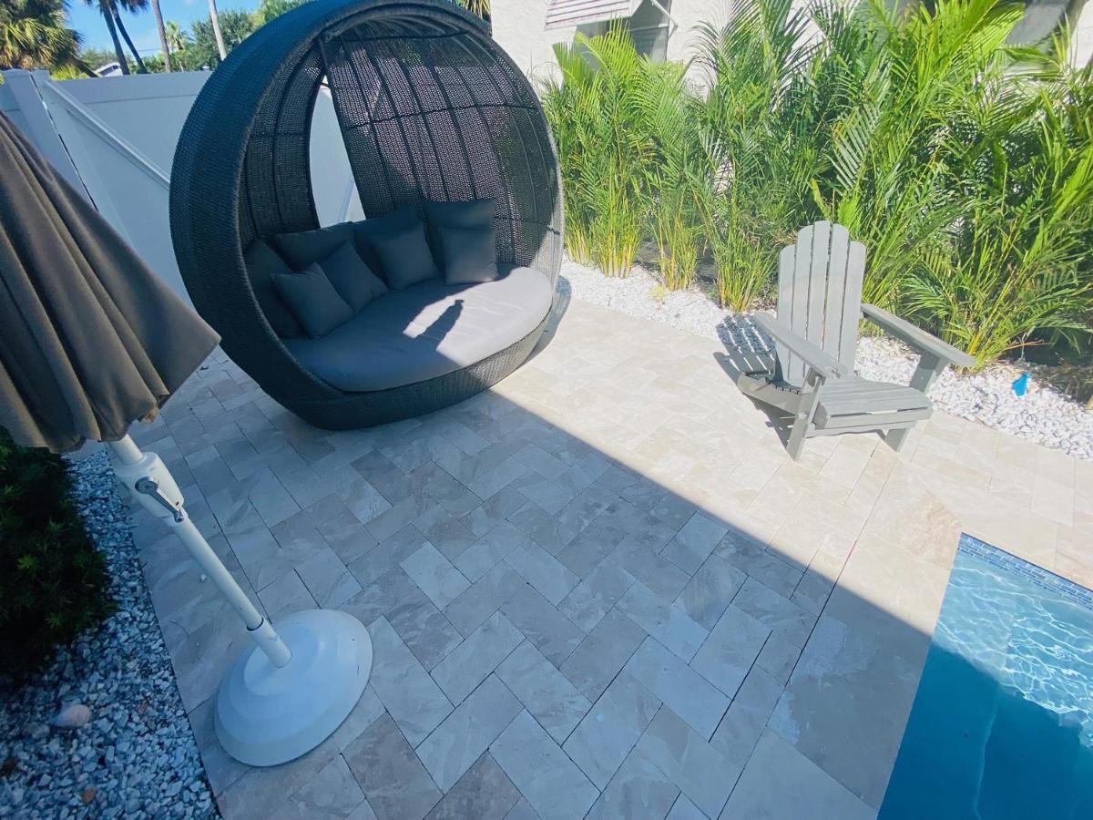 Pass-a-grille Key West Style Compound Pool Bbq *