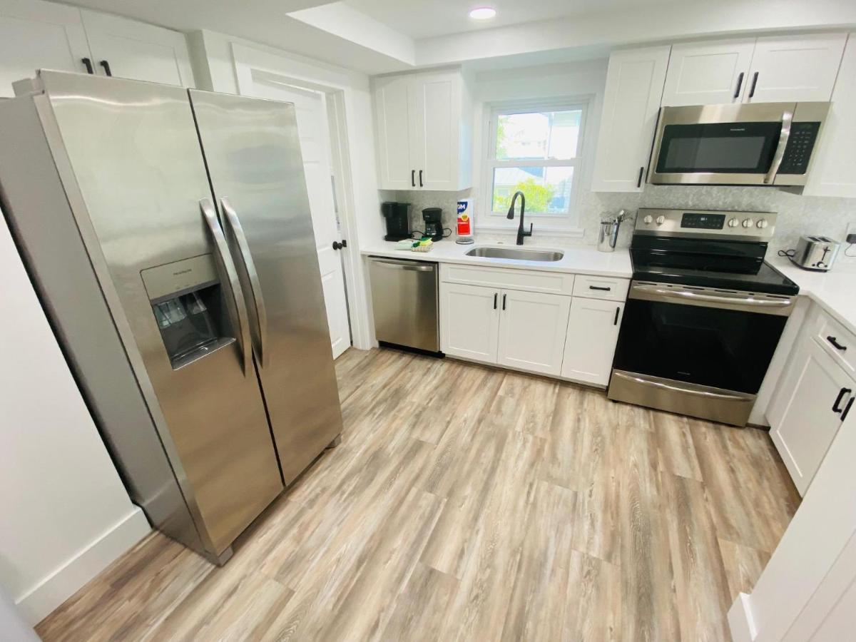 Pass-a-grille St Pete 3-2 Wifi Parking Holiday home