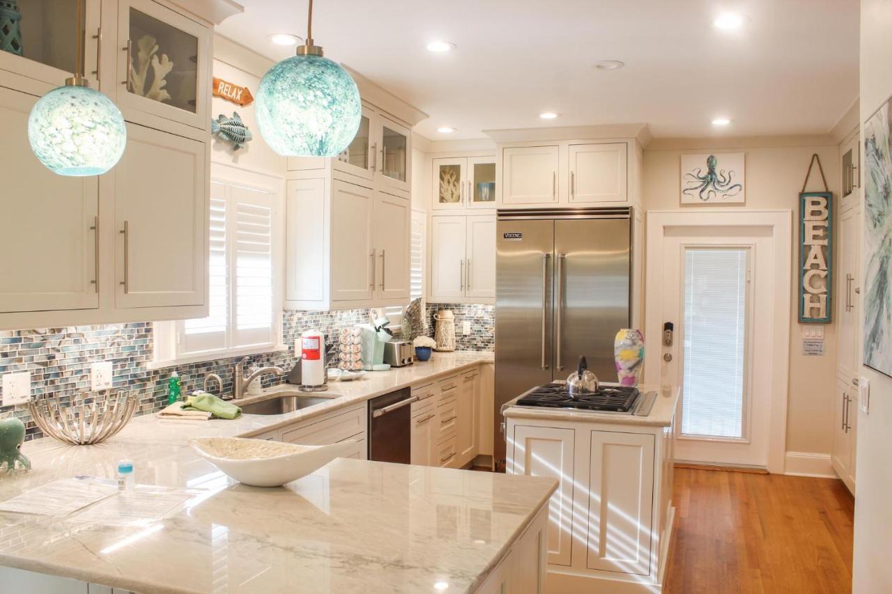 Pass-a-grille Key West Style Compound Pool Bbq Holiday home St. Pete Beach