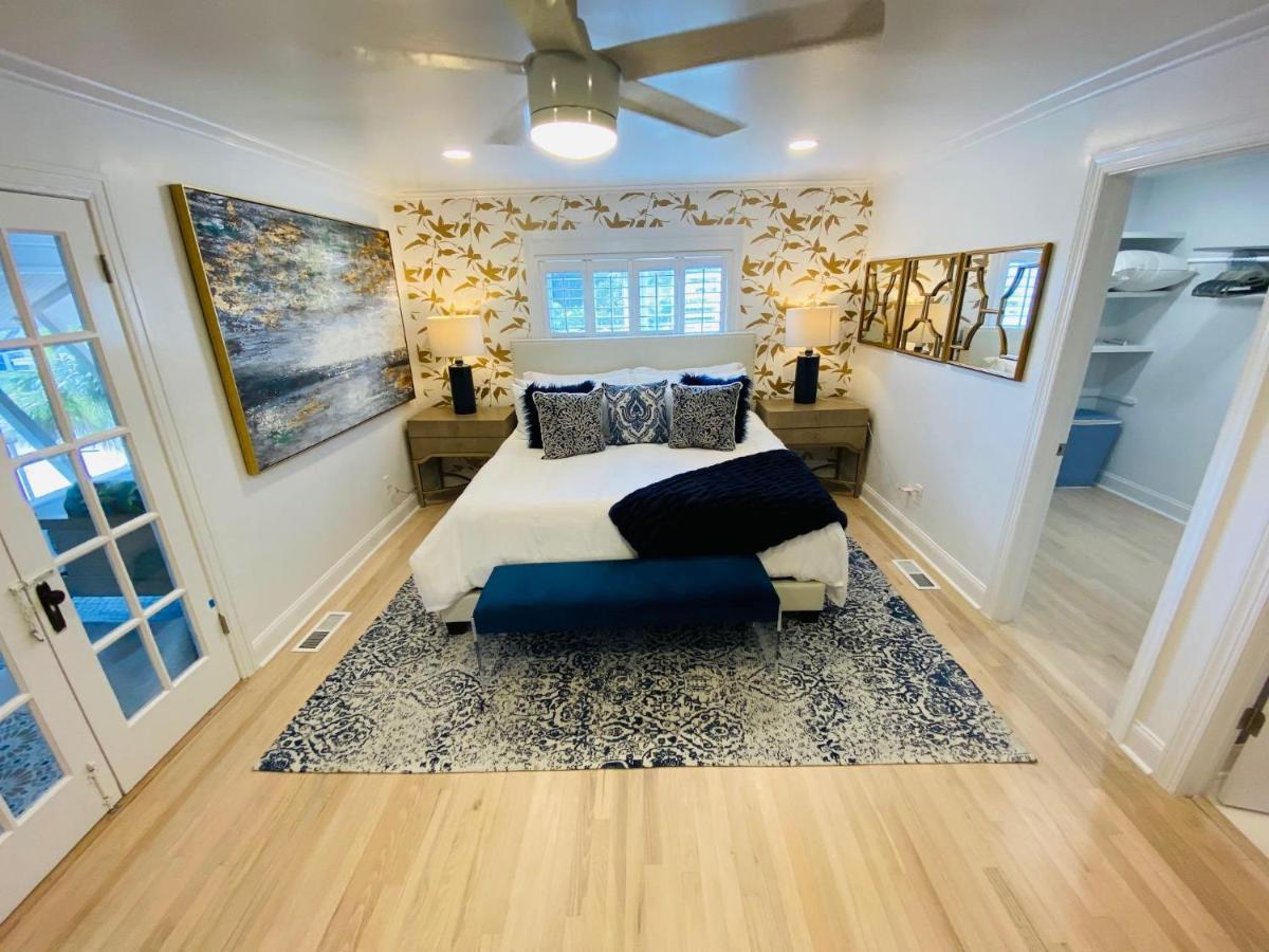Pass-a-grille Luxury Pool Sleeps 10 St. Pete Beach