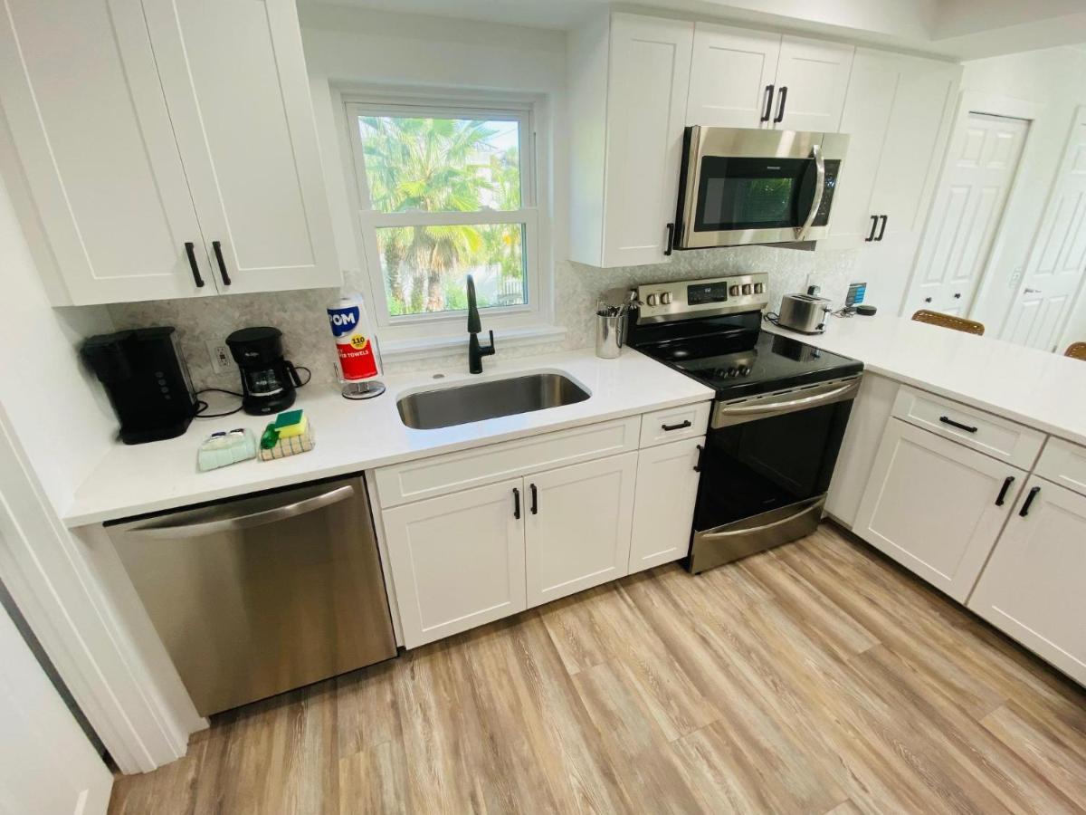 Pass-a-grille St Pete 3-2 Wifi Parking Holiday home *