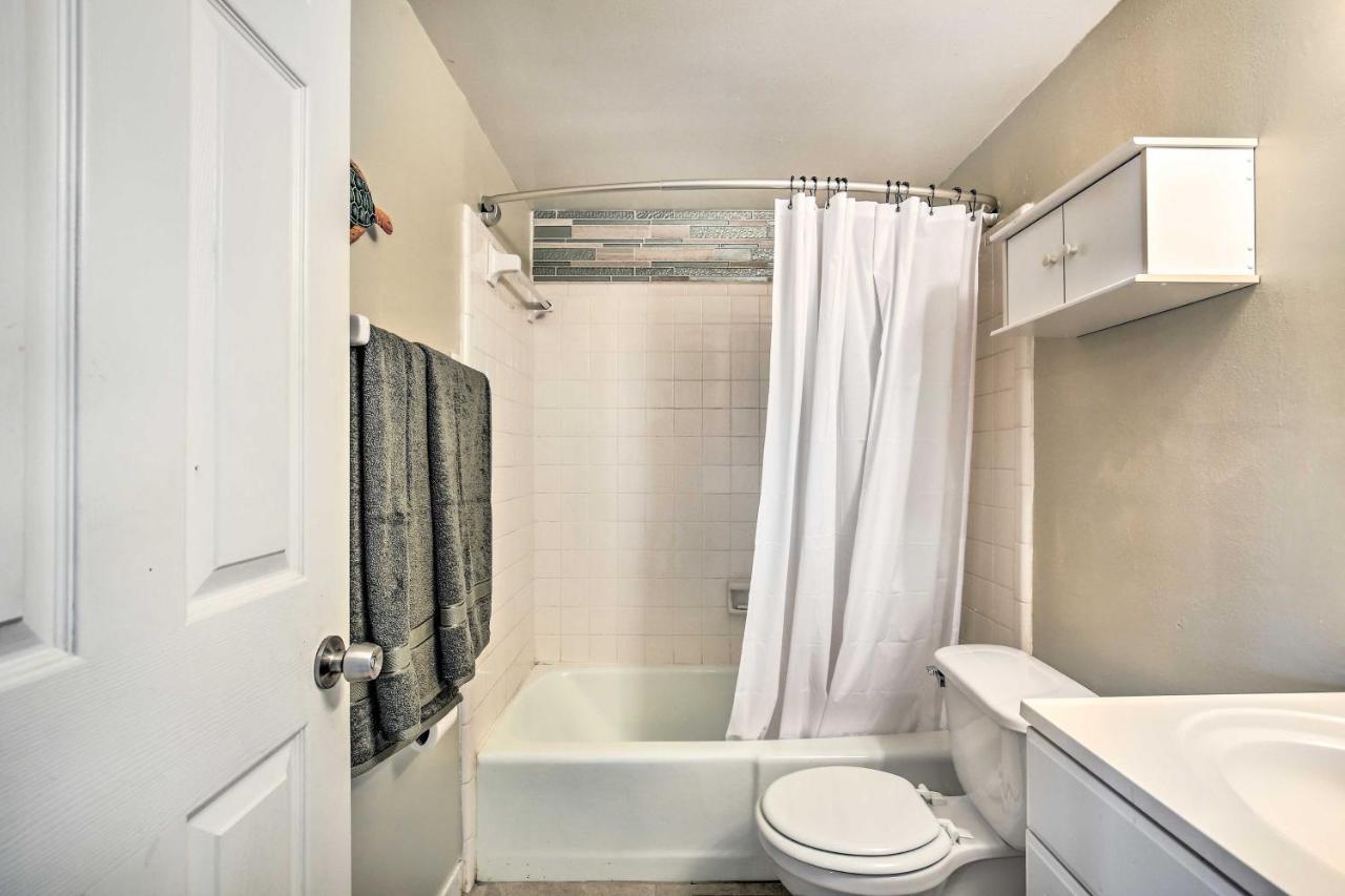 St Pete With Heated Pool - Less Than 1 Mi To Beach! Apartment St. Pete Beach