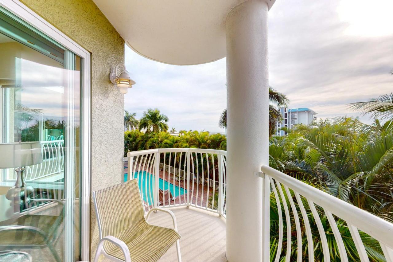 Hotel Crystal Palms 307 St. Pete Beach
