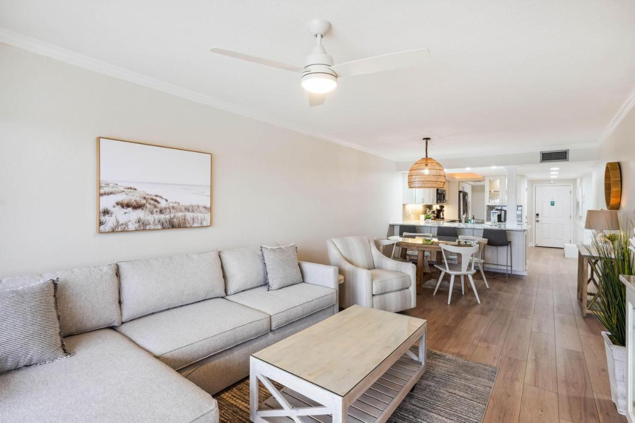Land's End 4-204 Bay Front - Premier *