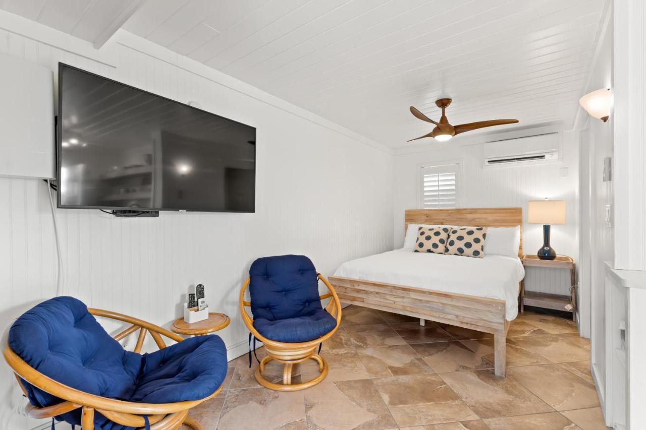 On The Beach Hotel 2*