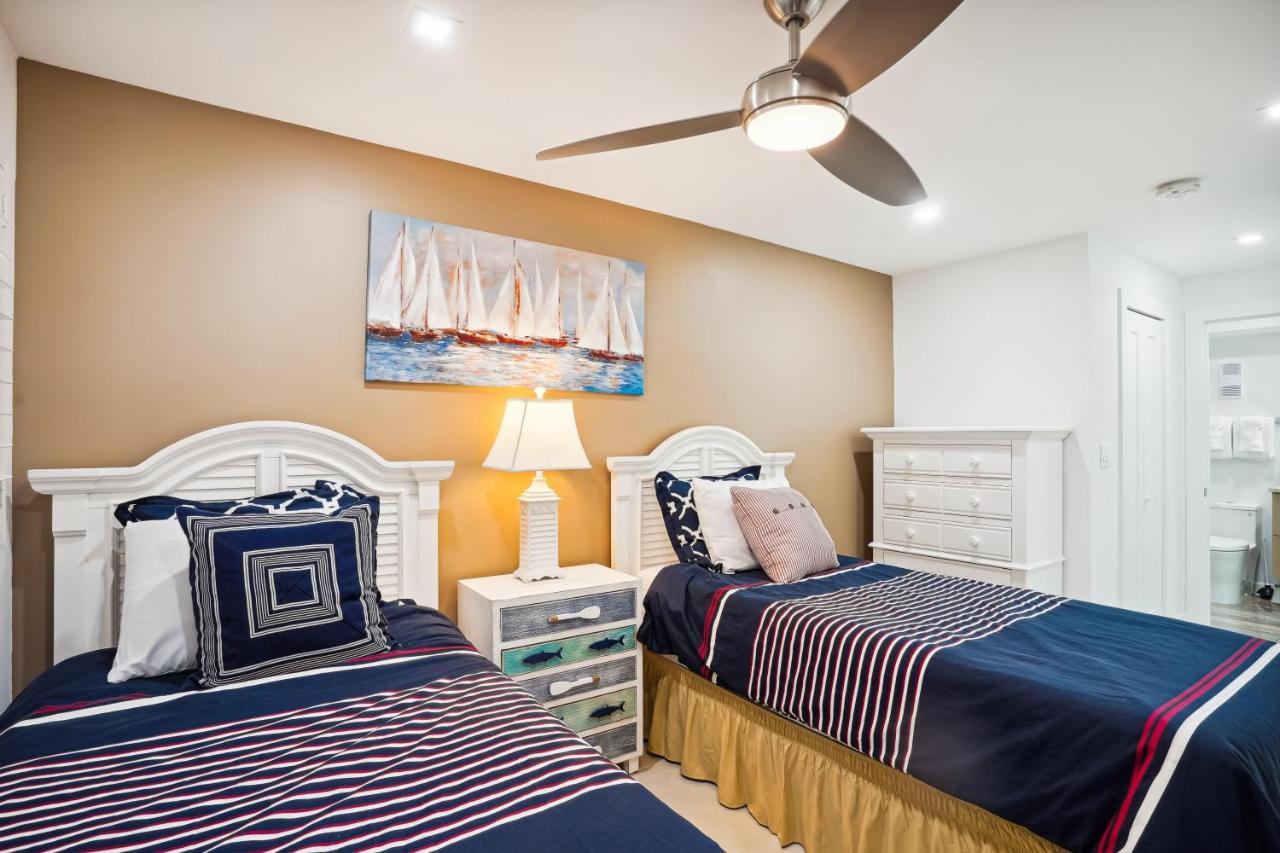 Emerald Isle 403 - Premier St. Pete Beach