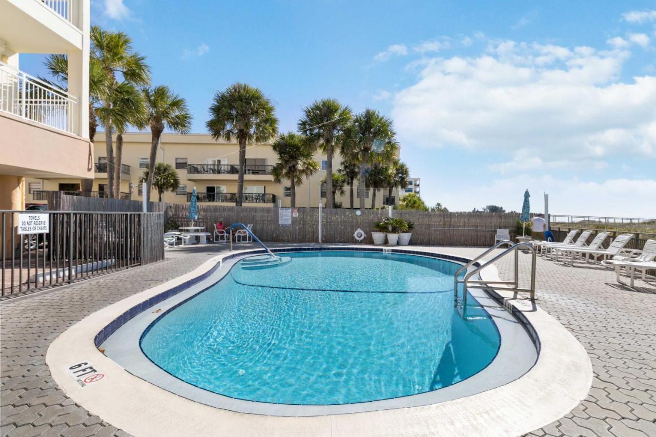 213 Madeira Norte Holiday home