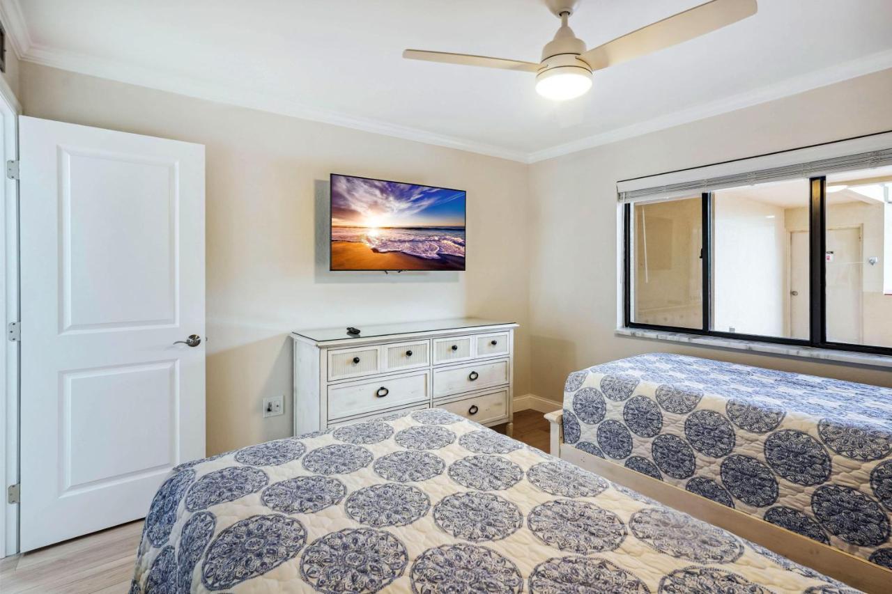 Holiday home Land's End 4-204 Bay Front - Premier St. Pete Beach