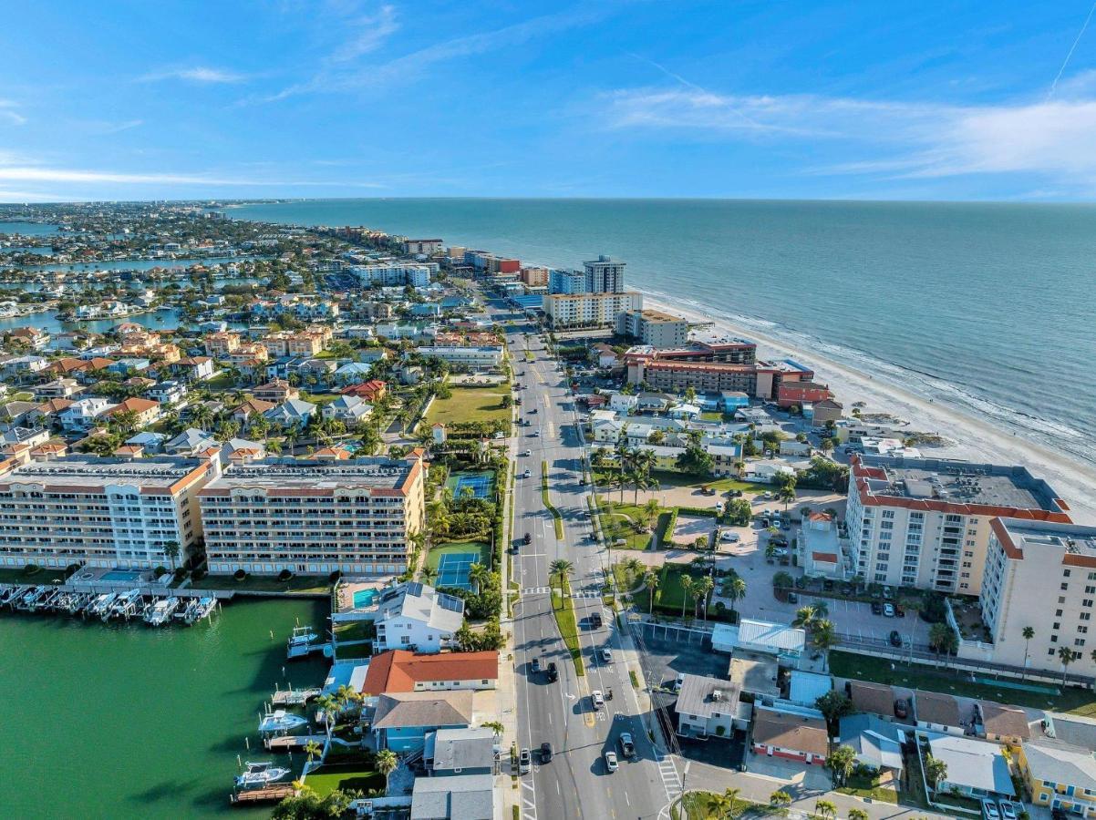3 Bed 3 Bath Waterfront In Gated Community Apartment St. Pete Beach