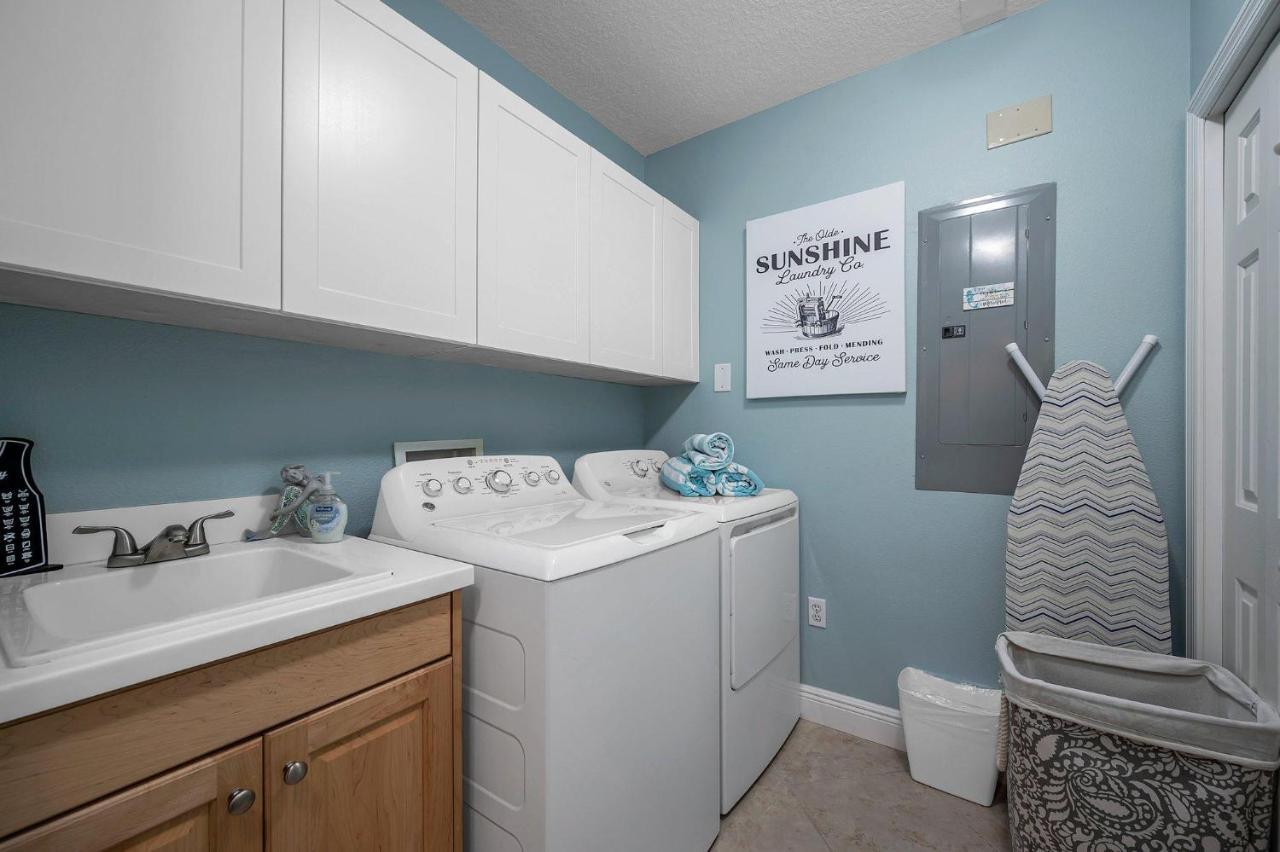 Apartment 3 Bed 3 Bath Waterfront In Gated Community St. Pete Beach